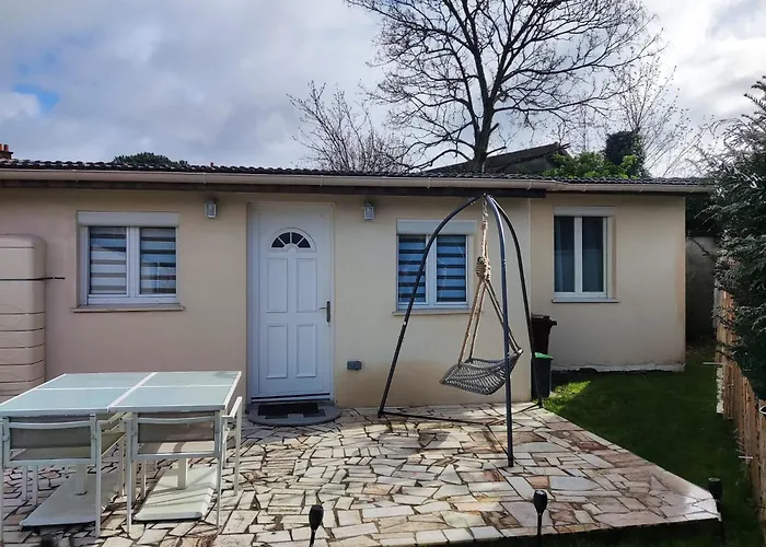Petit Nid Douillet Dans Un Cocon De Verdure Tatil Evi *
